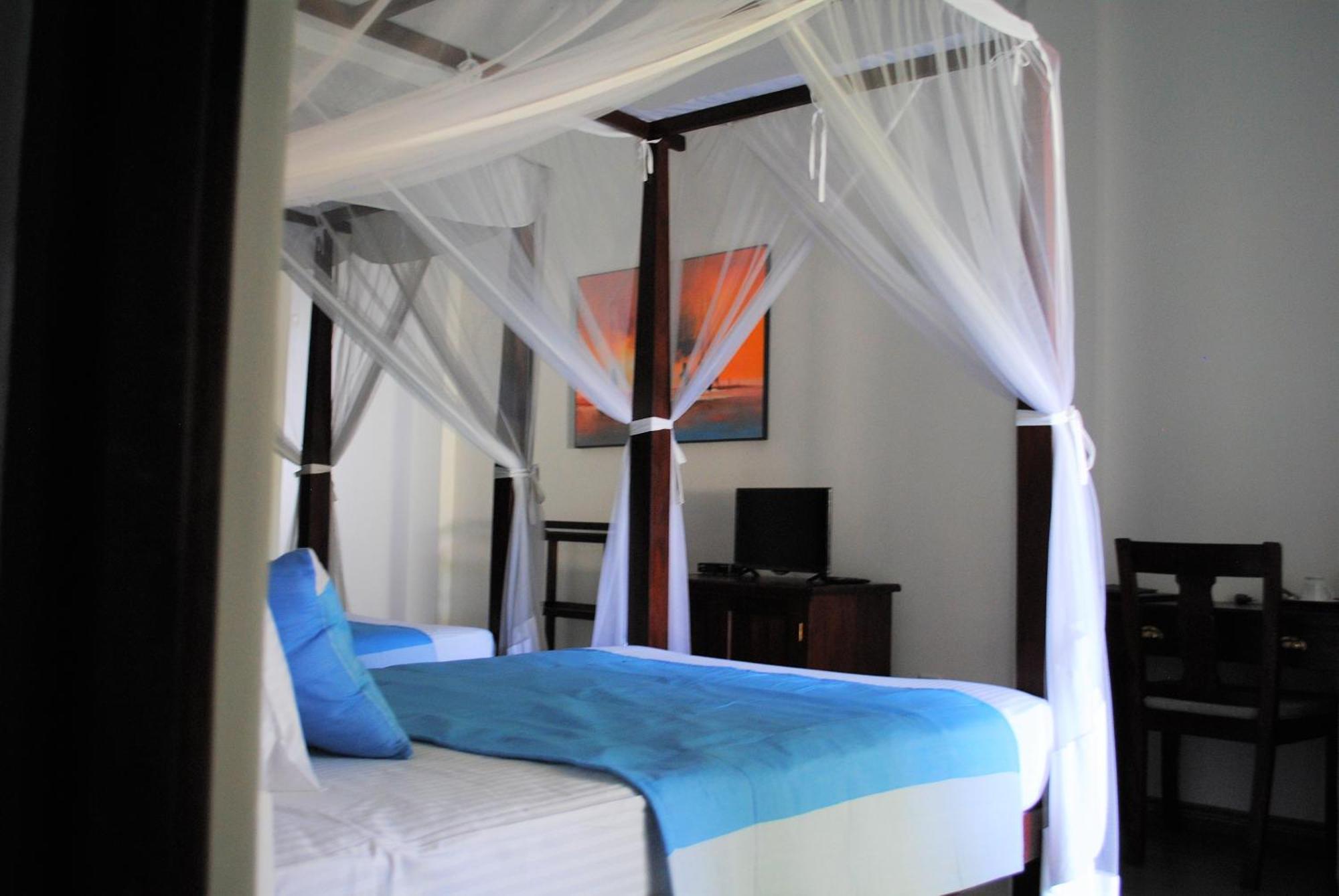 Boutique Villa Shanthi Hikkaduwa Chambre photo