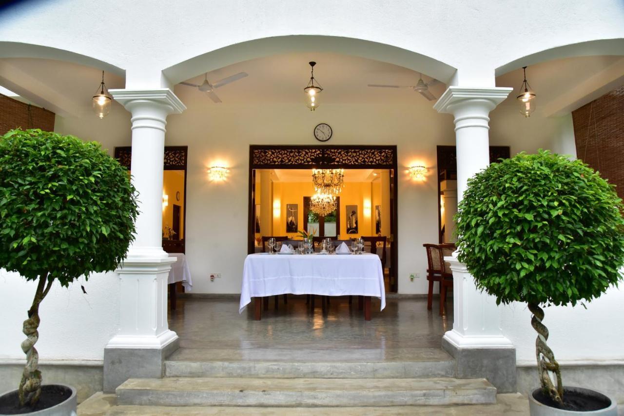 Boutique Villa Shanthi Hikkaduwa Extérieur photo