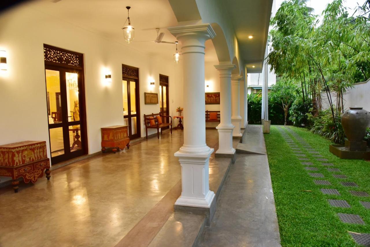 Boutique Villa Shanthi Hikkaduwa Extérieur photo